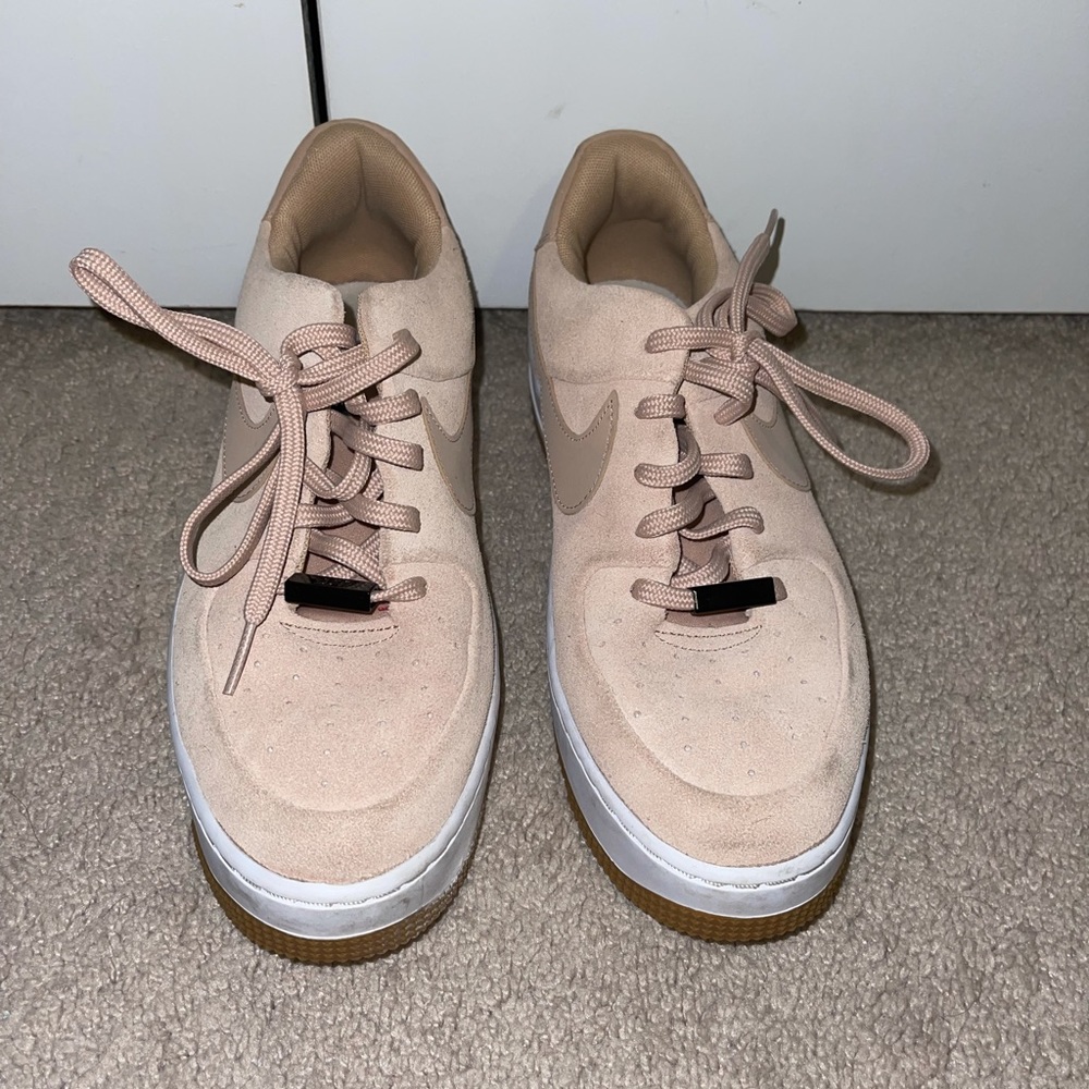 Nike Air Force 1 Sage Low
Women's Shoes